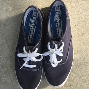 Navy Keds Size 9